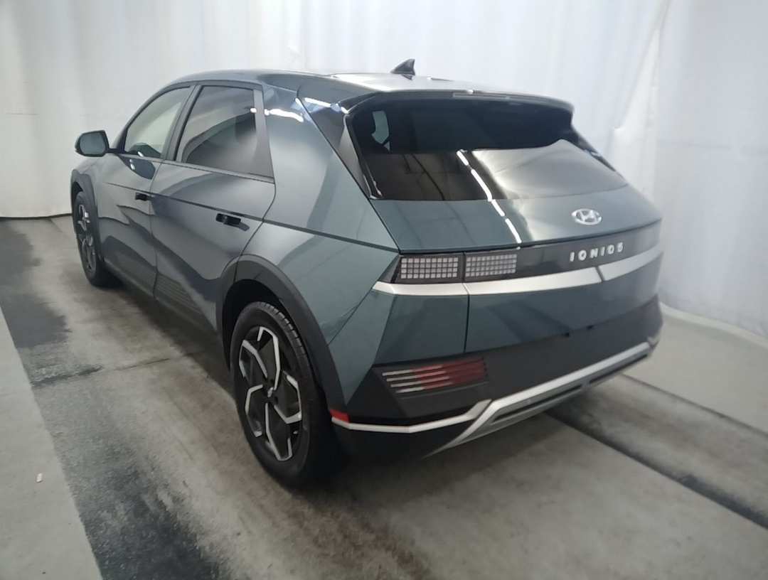 2024 Hyundai Ioniq 5 SEL - Image 2