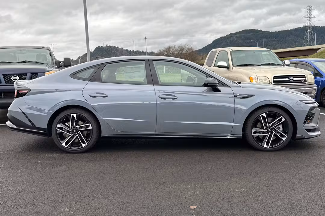 2026 Hyundai Sonata N Line - Image 2