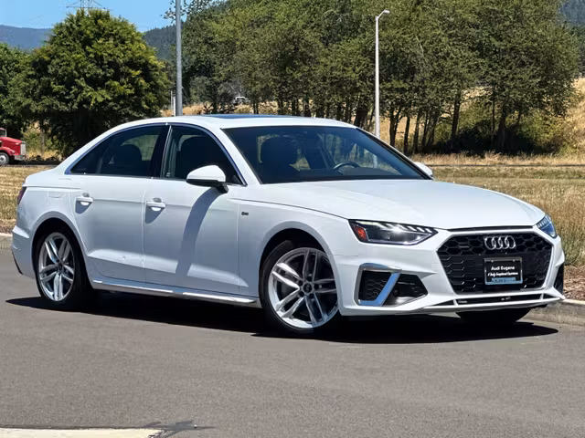2024 Audi A4 45 S line Premium Plus