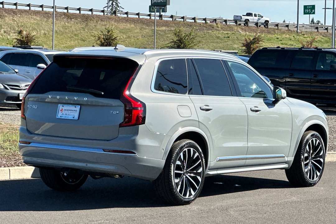 2027 Volvo Xc90 Plug-In Hybrid T8 Plus - Image 3