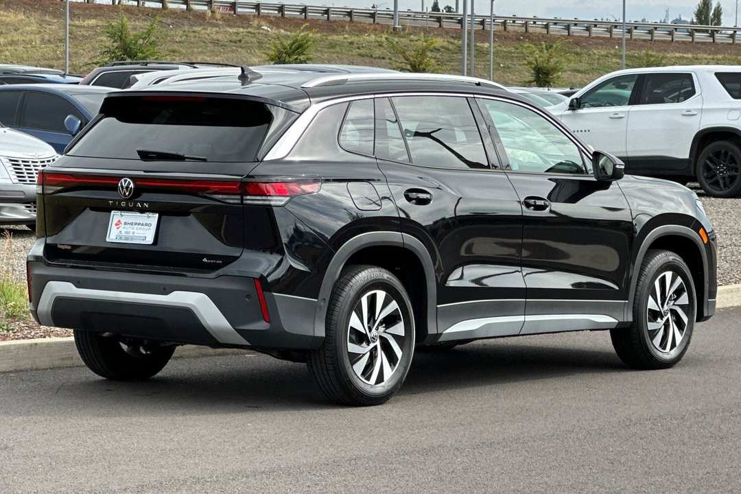 2026 Volkswagen Tiguan S - Image 3