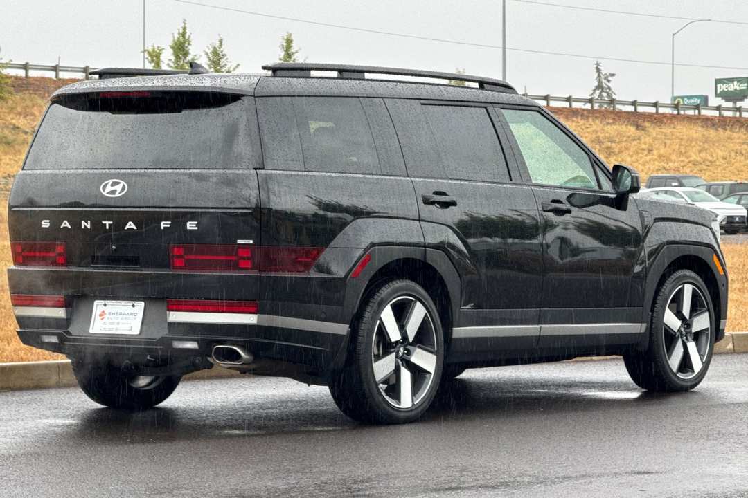 2024 Hyundai Santa Fe Limited - Image 3