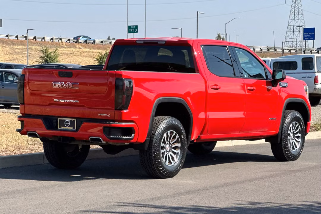 2021 GMC Sierra 1500 AT4 - Image 3