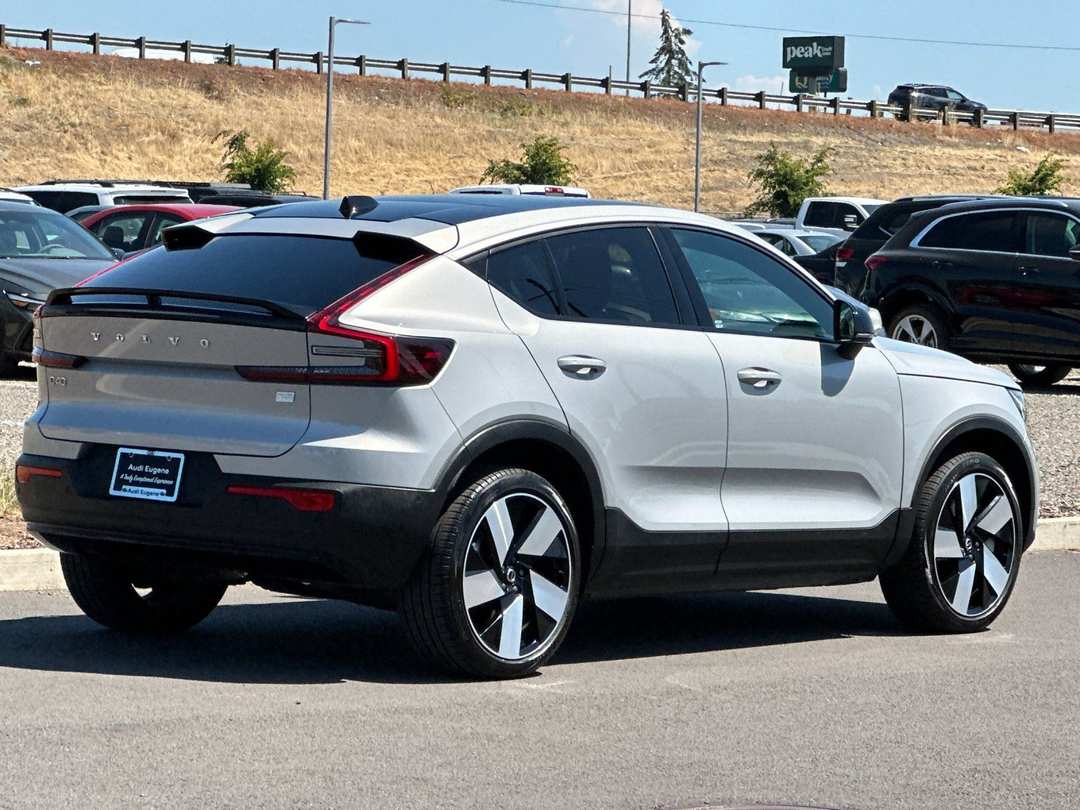 2023 Volvo C40 Recharge Pure Ultimate - Image 3