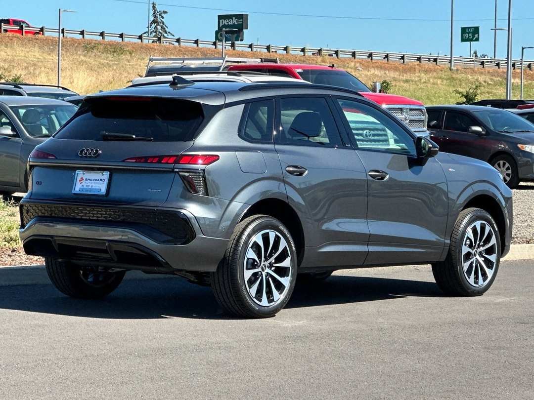 2026 Audi Q3 S line - Image 3