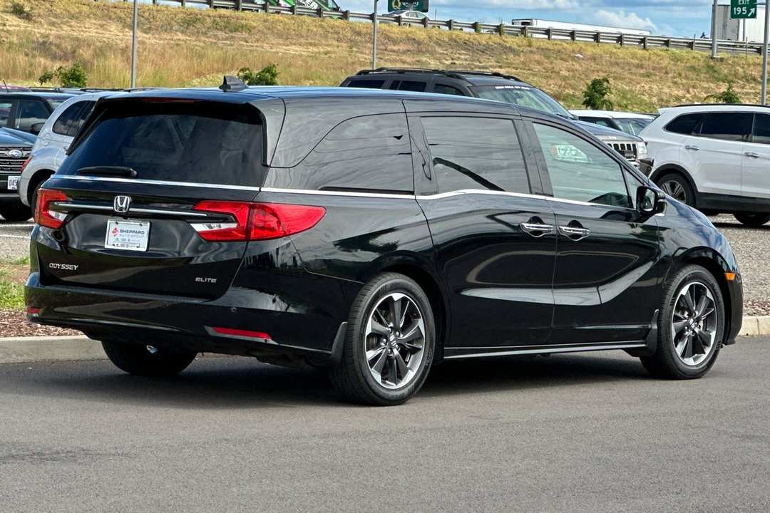 2021 Honda Odyssey Elite - Image 3
