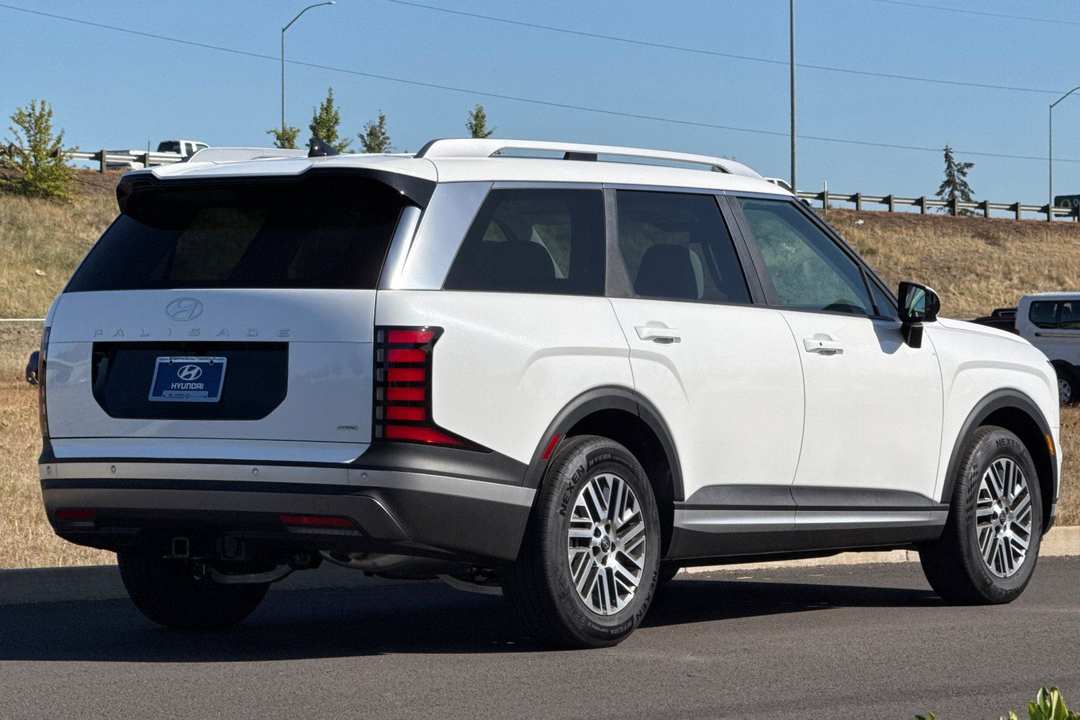 2026 Hyundai Palisade SEL - Image 3