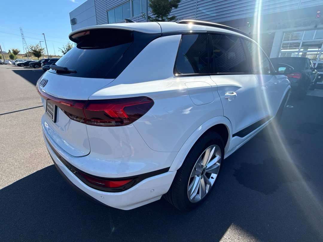 2025 Audi Q6 E-Tron Premium - Image 3