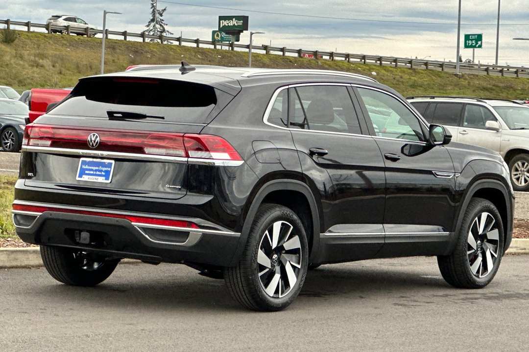 2026 Volkswagen Atlas Cross Sport 2.0T SEL - Image 3