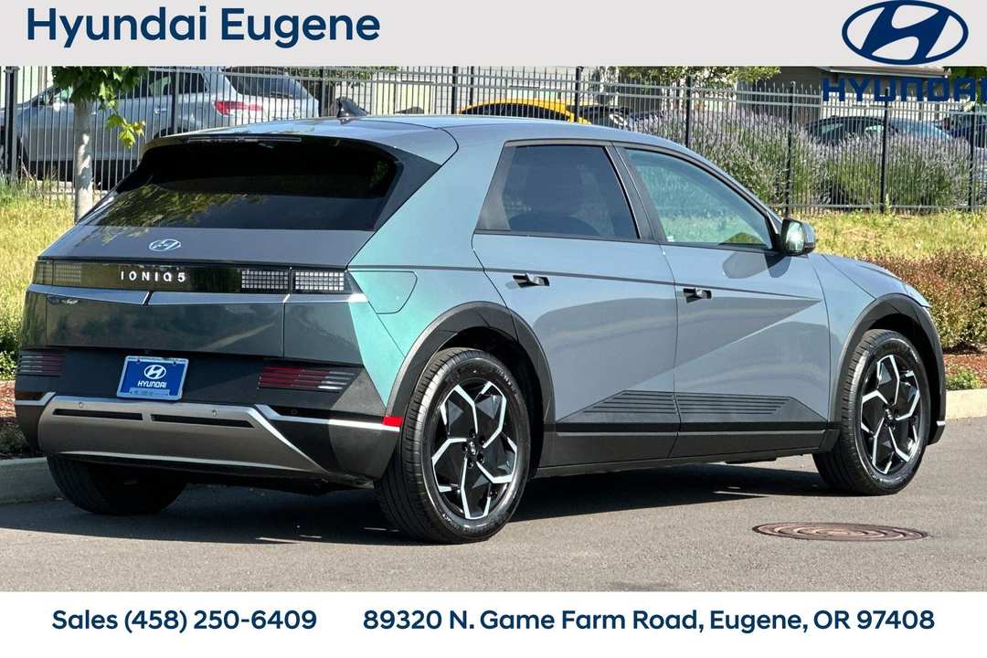 2024 Hyundai Ioniq 5 SEL - Image 3
