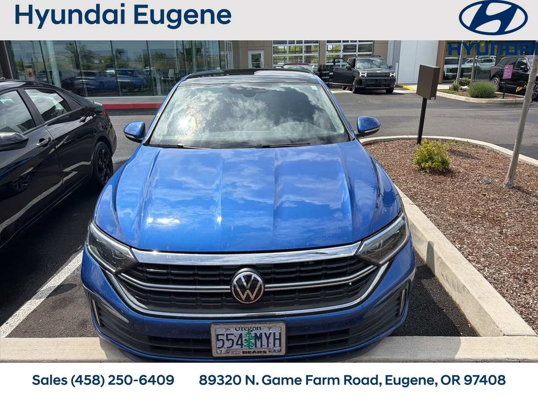 2024 Volkswagen Jetta 1.5T SEL - Image 2