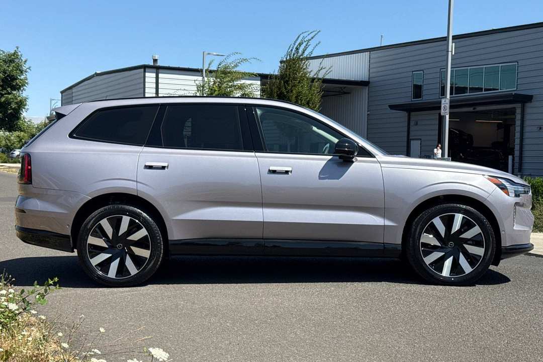 2026 Volvo Ex90 Twin Motor Ultra - Image 2