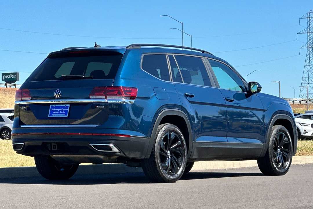 2022 Volkswagen Atlas 3.6L V6 SE w/Technology - Image 3