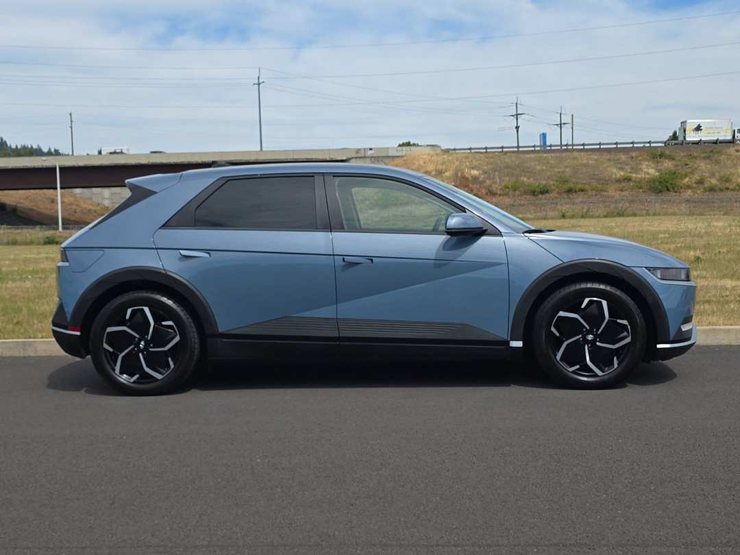 2024 Hyundai Ioniq 5 SEL - Image 2