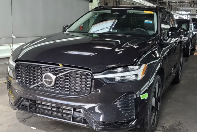 2023 Volvo Xc60 Recharge Plug-In Hybrid Ultimate