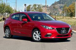 2015 MAZDA Mazda3 i Sport