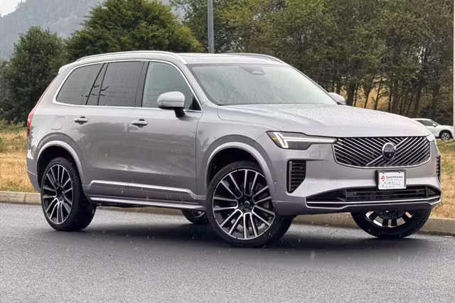2026 Volvo Xc90 B5 Plus