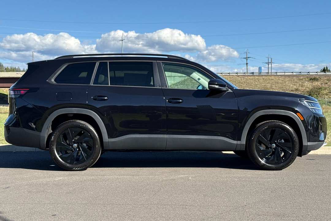2027 Volkswagen Atlas SE w/Technology - Image 2