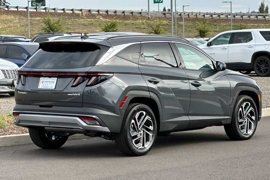 2026 Hyundai Tucson Hybrid Limited - Image 3