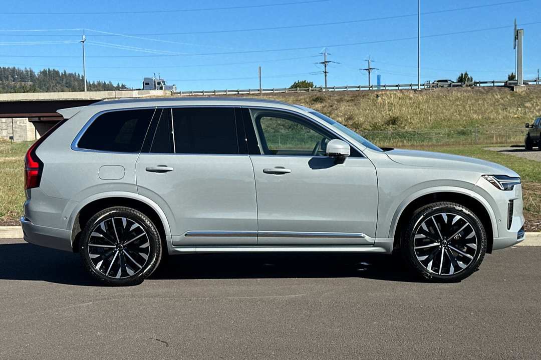 2027 Volvo Xc90 Plug-In Hybrid T8 Plus - Image 2