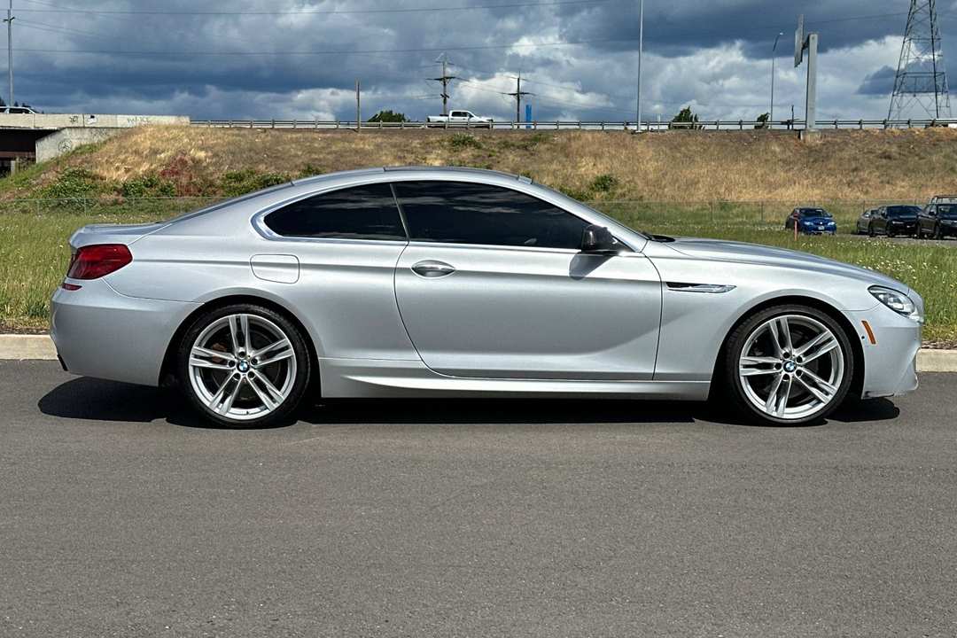 2012 BMW 6 Series 650i - Image 2