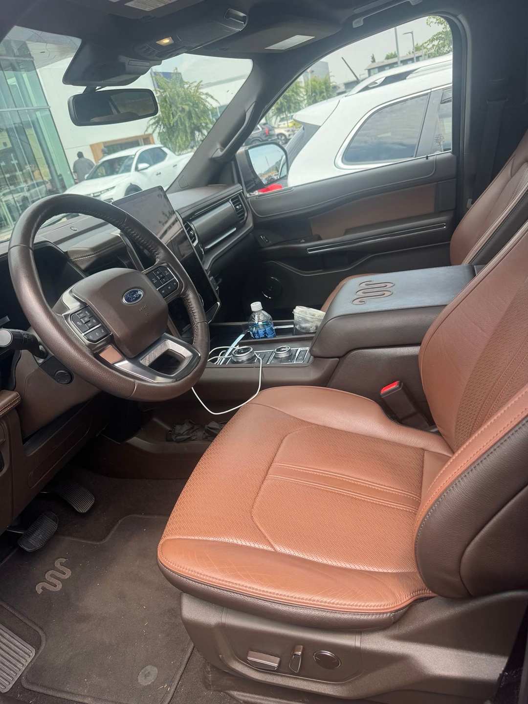 2022 Ford Expedition Max King Ranch - Image 2