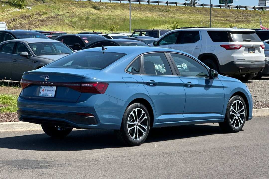 2026 Volkswagen Jetta 1.5T Sport - Image 3