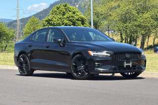 2024 Volvo S60 B5 Plus Black Edition