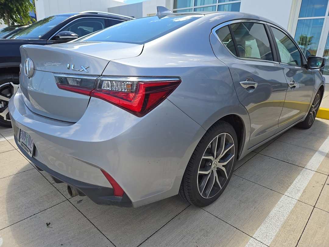 2019 Acura Ilx Premium Package - Image 2