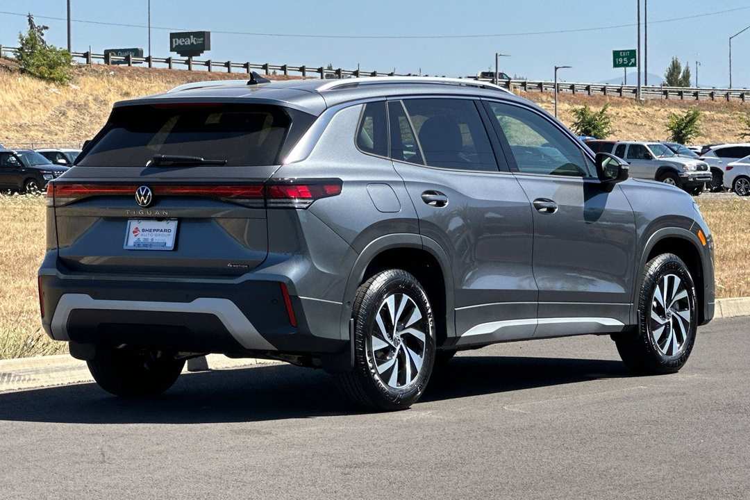 2026 Volkswagen Tiguan 2.0T S - Image 3