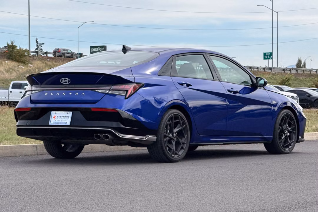 2025 Hyundai Elantra N Line - Image 3
