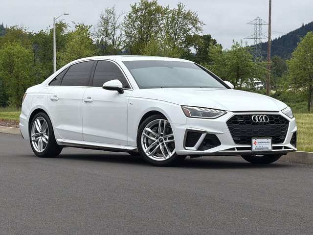 2023 Audi A4 45 S line Premium Plus