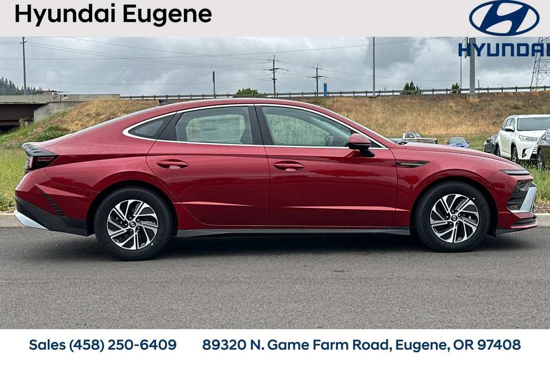 2026 Hyundai Sonata Hybrid Blue - Image 3
