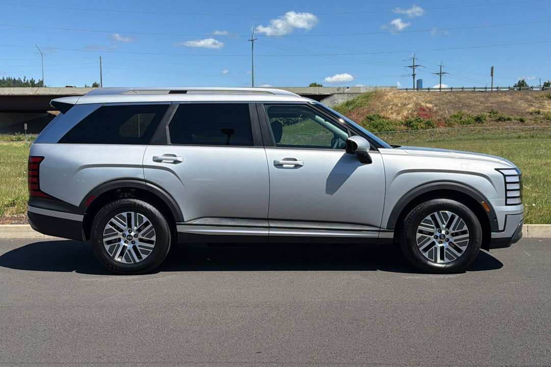 2026 Hyundai Palisade Hybrid SEL Premium - Image 2
