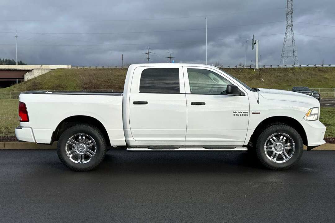 2016 Ram 1500 Express - Image 2