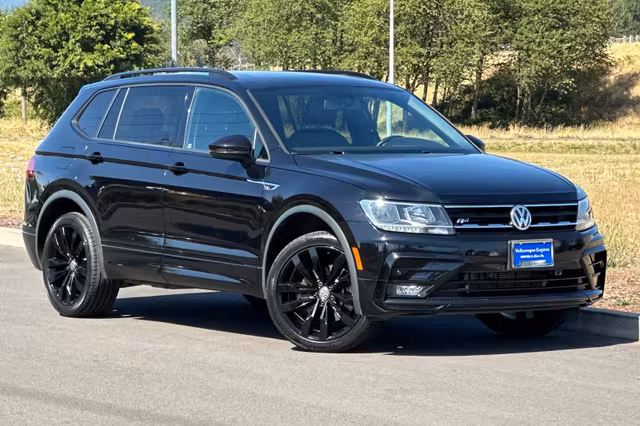 2021 Volkswagen Tiguan 2.0T SE RLine Black