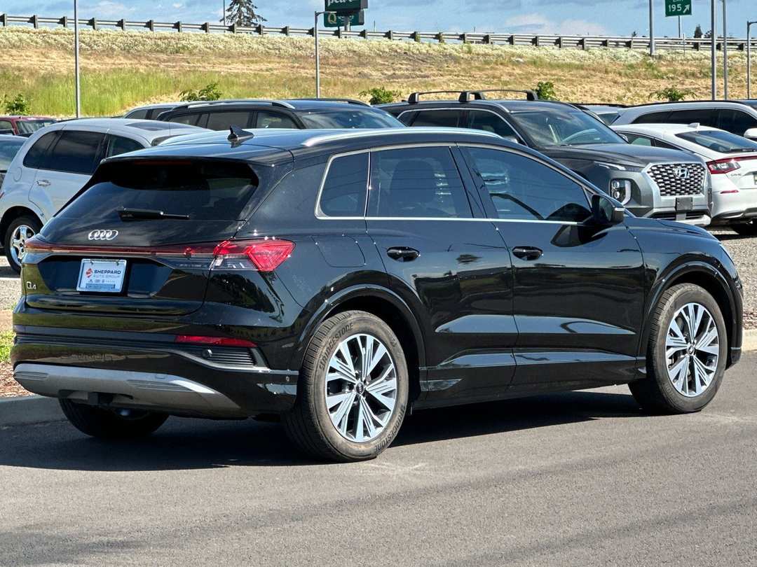 2023 Audi Q4 E-Tron Premium Plus - Image 3
