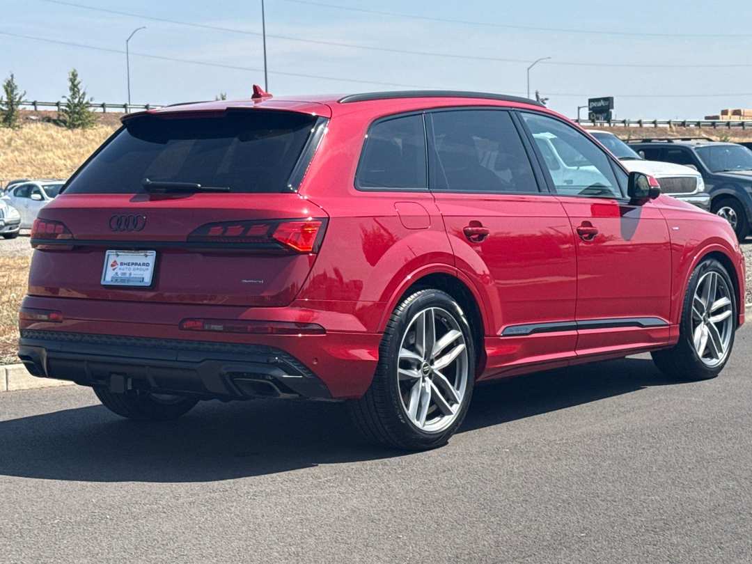 2026 Audi Q7 - Image 3