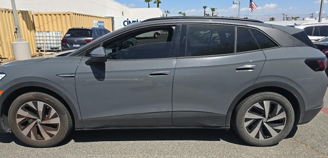 2023 Volkswagen Id.4 Pro - Image 3