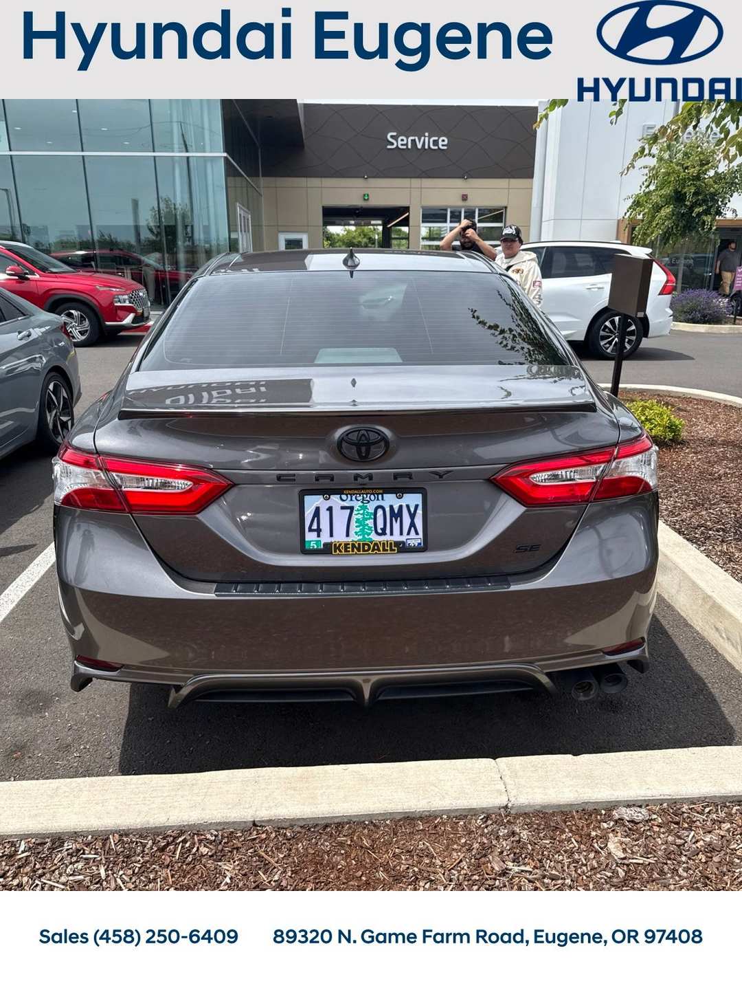 2020 Toyota Camry SE - Image 3
