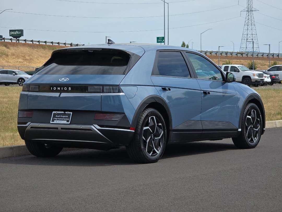 2024 Hyundai Ioniq 5 SEL - Image 3