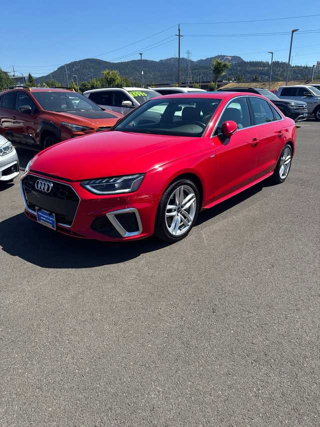 2024 Audi A4 45 S line Premium Plus