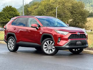 2025 Toyota Rav4 XLE Premium