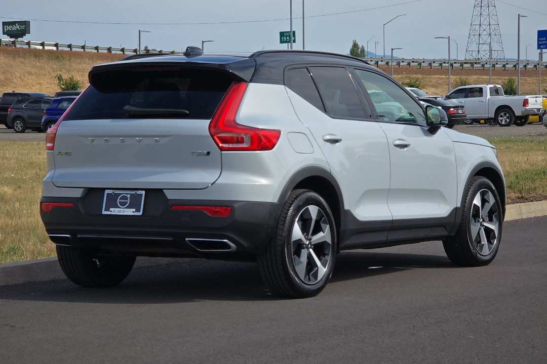 2020 Volvo Xc40 RDesign - Image 3
