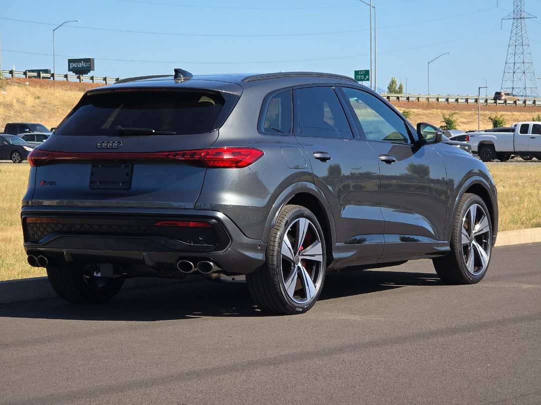 2026 Audi Sq5 Premium Plus - Image 3