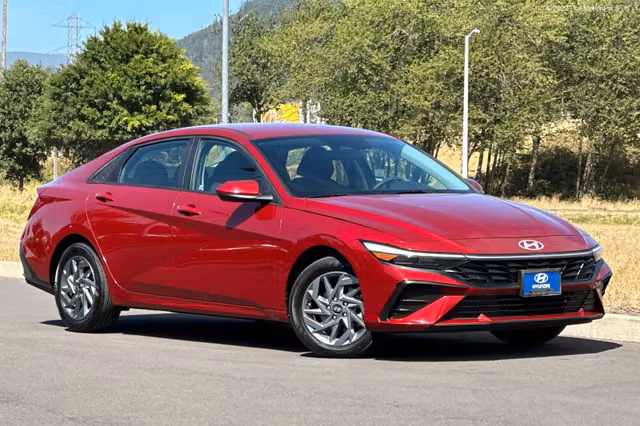 2024 Hyundai Elantra SEL