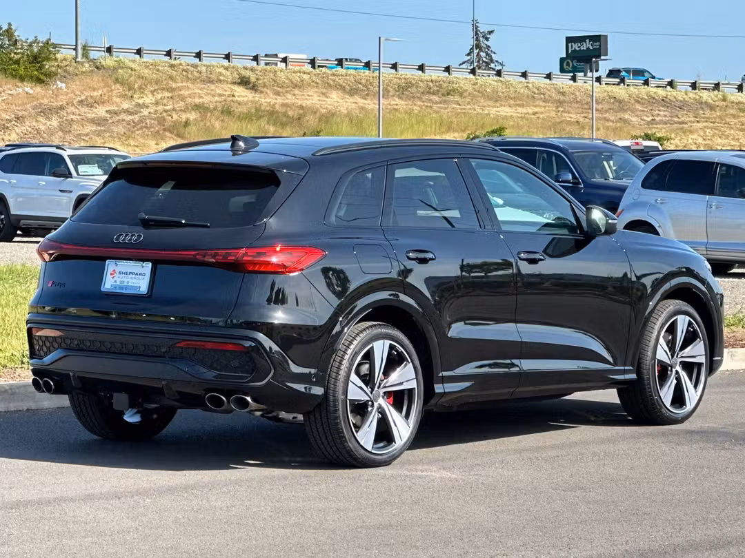 2026 Audi Sq5 Premium Plus - Image 3