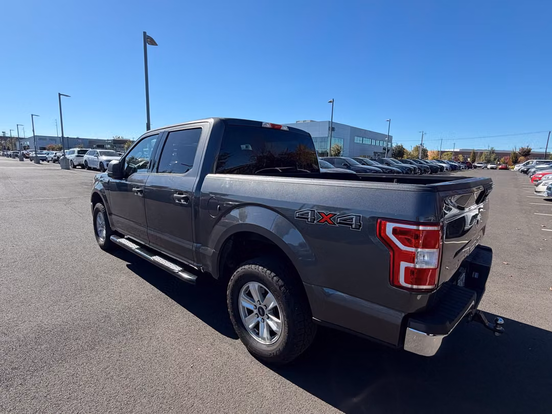 2019 Ford F-150 XLT - Image 3