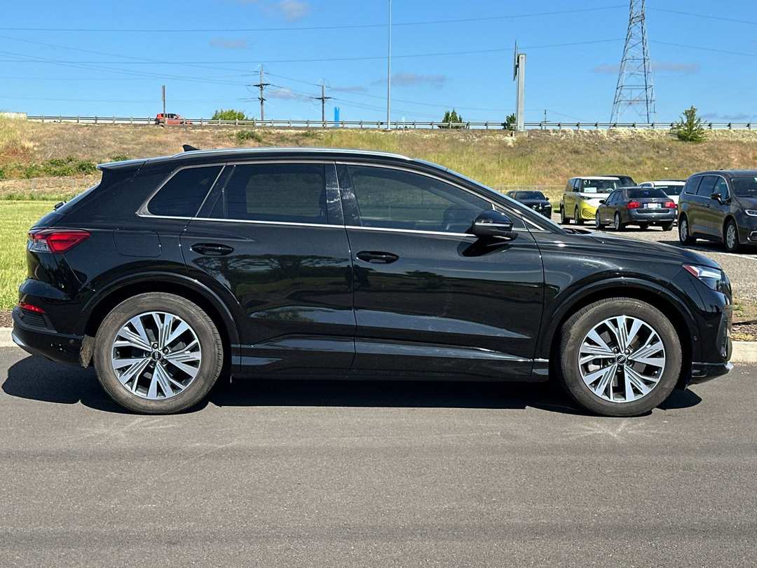 2023 Audi Q4 E-Tron Premium Plus - Image 2