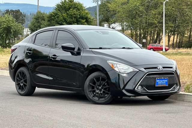 2019 Toyota Yaris LE